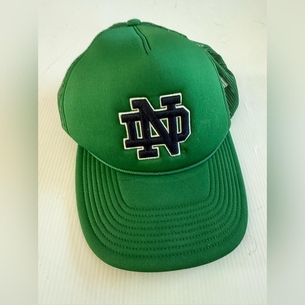 47 Notre Dame Figting Irish Mens Trucker Hat OSFA